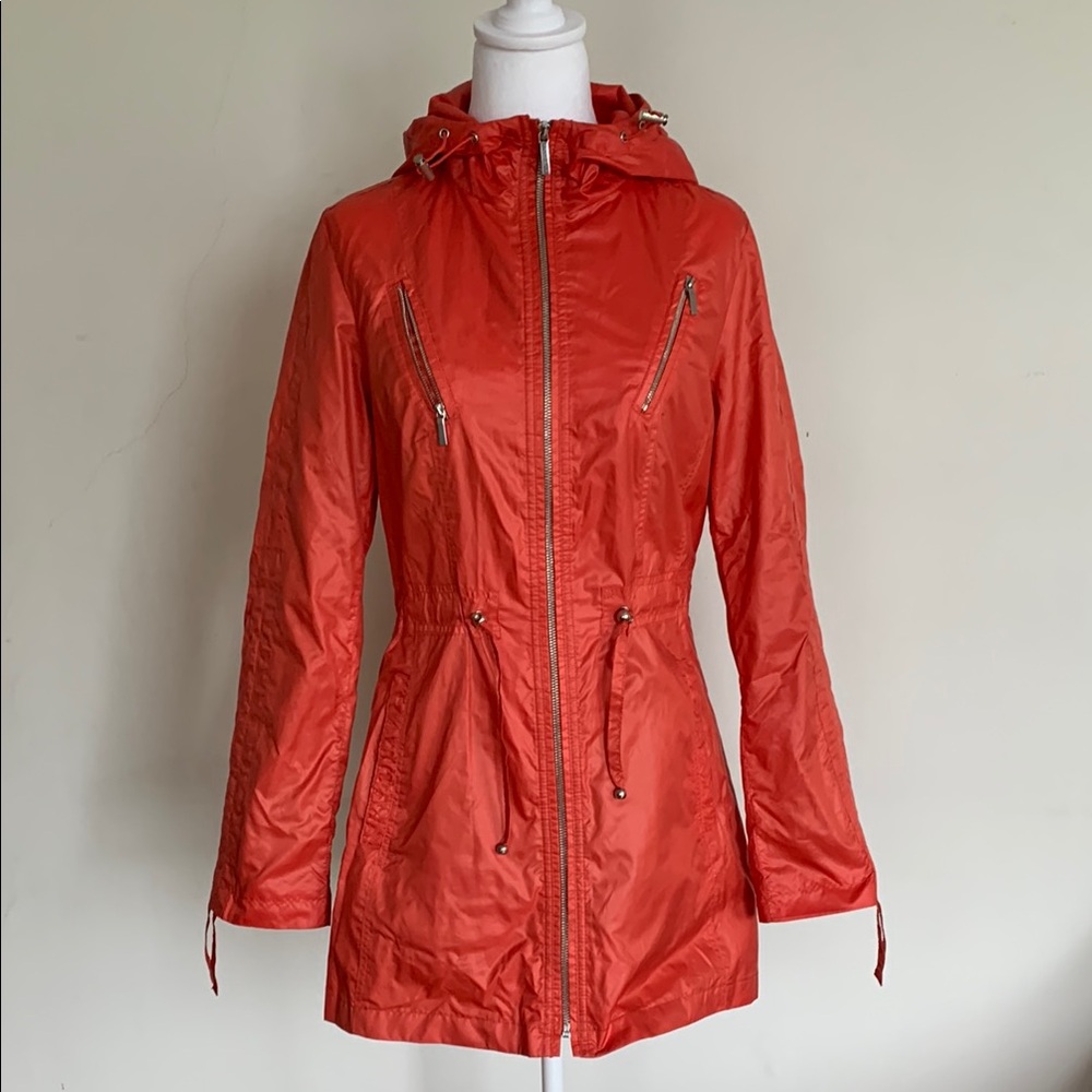 Laundry by Shelli Segal Women's Orange Hooded Jacket. Size S. Packable/has a bag